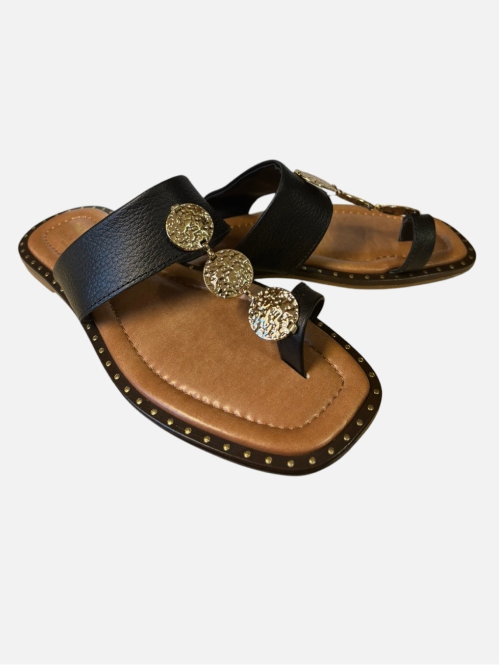 Coach and Four Black Leather Toe-Ring Sandals with Gold Medallions NIB Sz 7